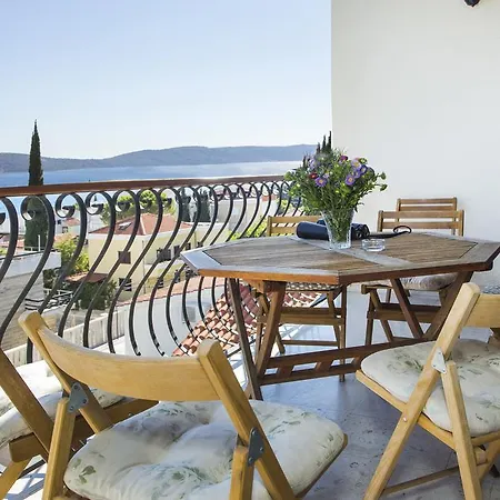 Holiday home Holiday Home Marjan *